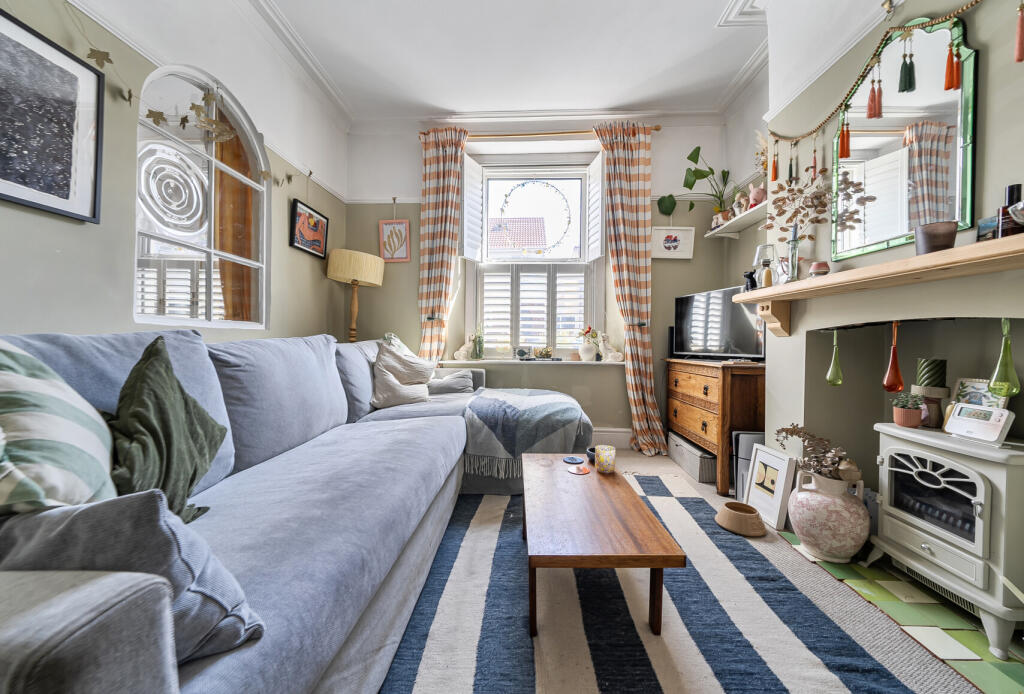 House in Bristol - More