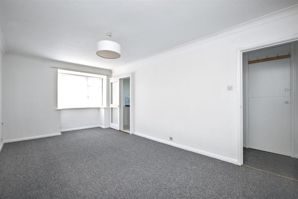 Hartington Place, Eastbourne - View 5