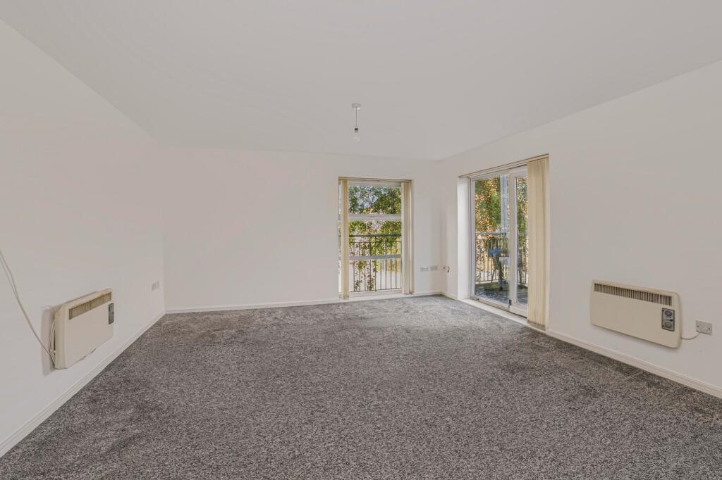 Apartment in Stoke-on-Trent, Lock 38, Etruria - View 2