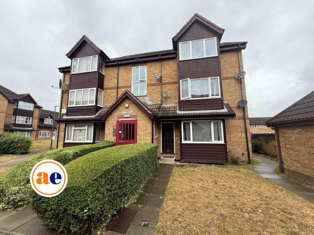 Main image of property: Frobisher Road, Erith ** VIDEO & 3D FLOORPLAN AVAILABLE **