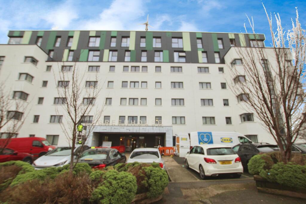 Main image of property: Greenhouse, Beeston Road, Leeds, LS11