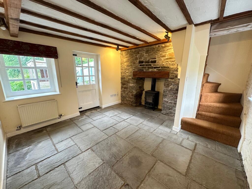 House in Llandrindod Wells, Llanfrynach - More