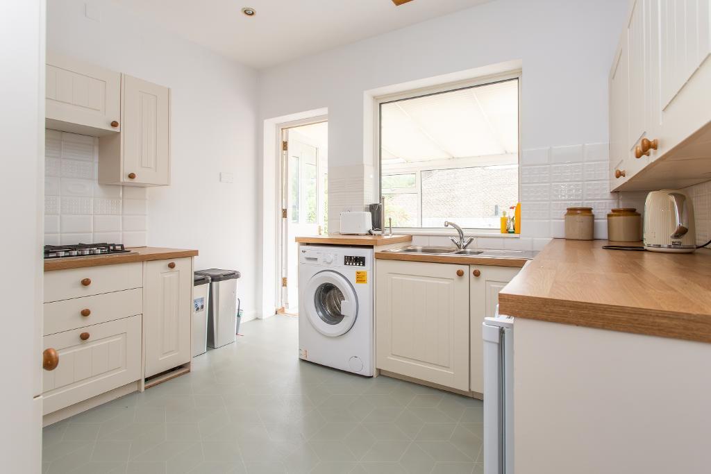 House in Tonbridge - More