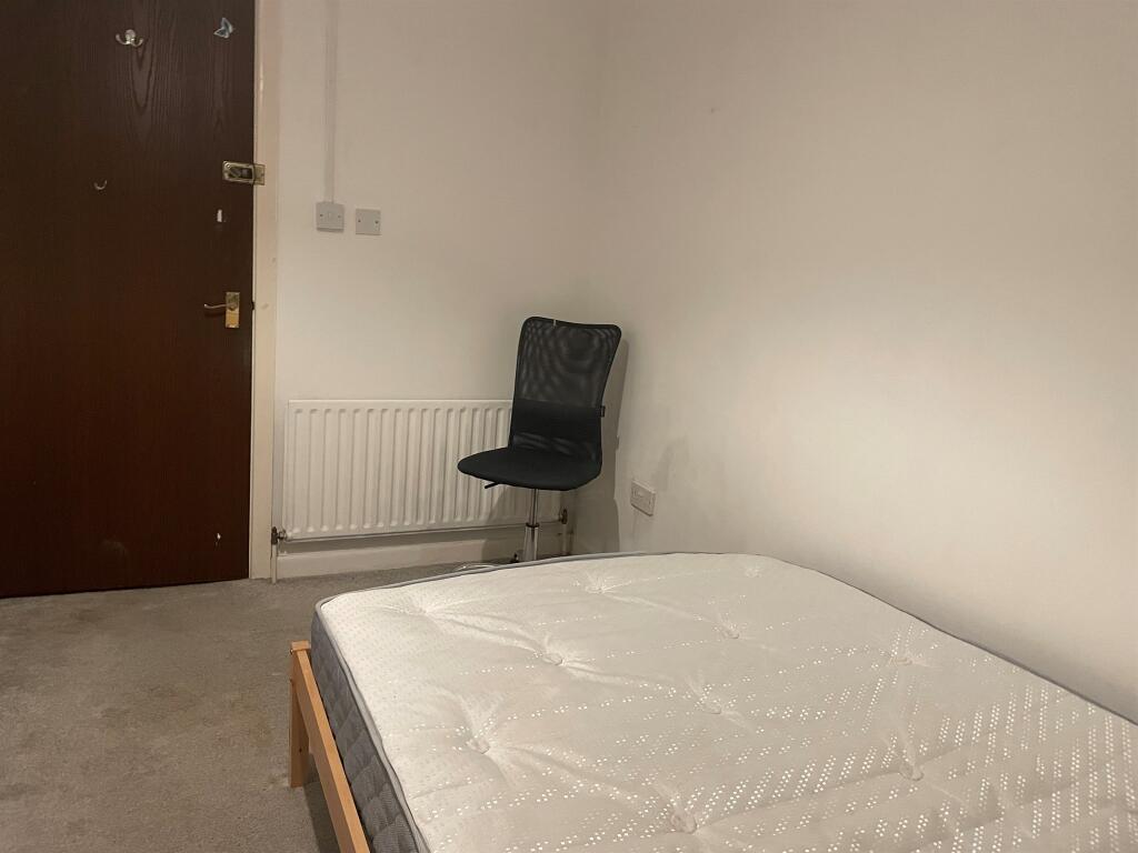 Additional image 22 of Mcwilliam Close, Poole