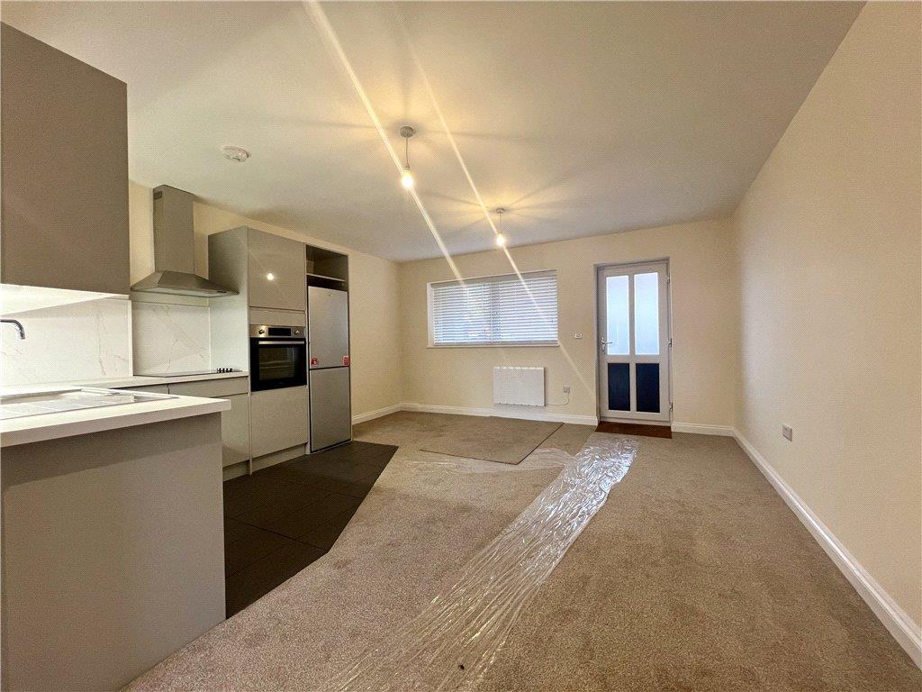 Branksomewood Road, Fleet, Hampshire - View 4