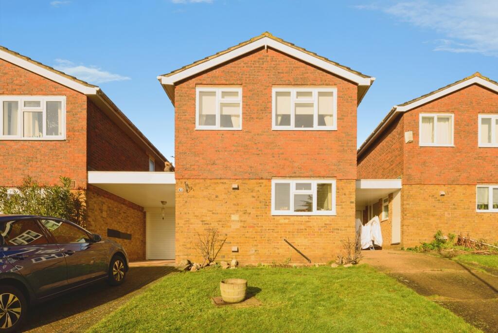 Main image of property: Minster Drive, Croydon, CR0