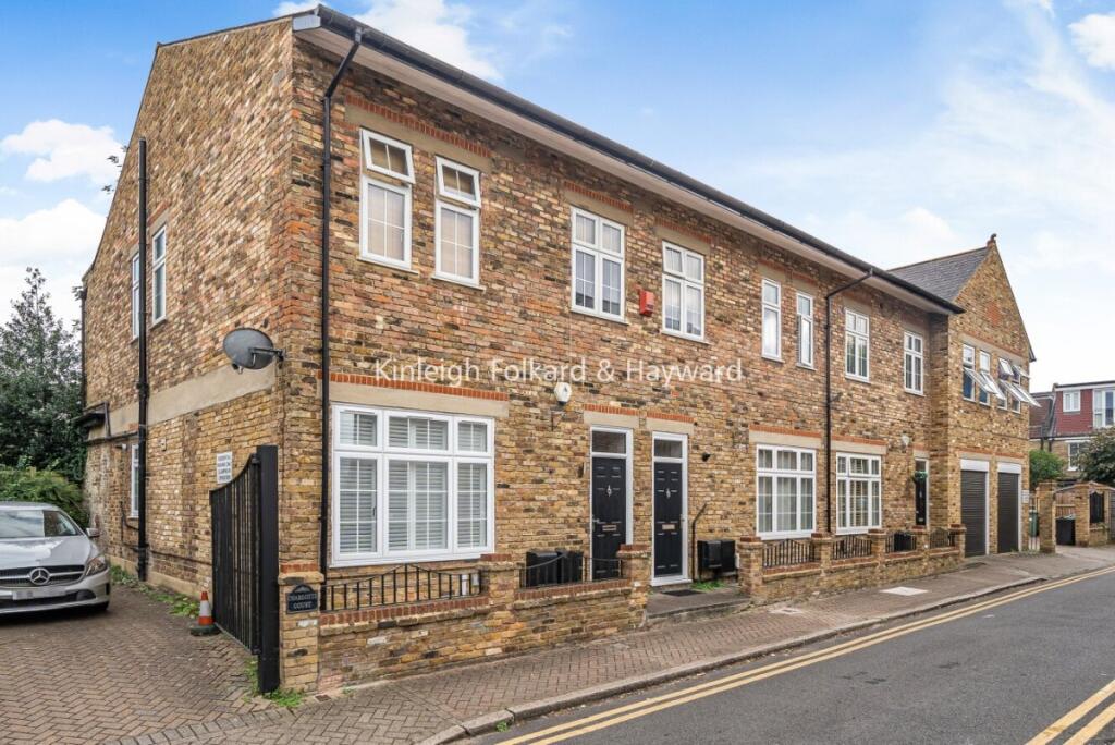 Main image of property: Camden Grove, Chislehurst, BR7