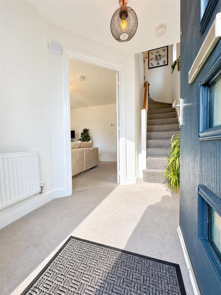 House in Portsmouth - View 3