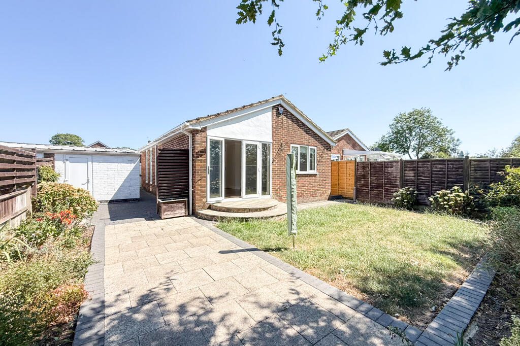 Main image of property: Manor Park Close, Hailsham, East Sussex