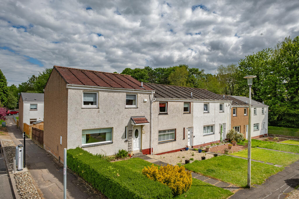 3-bed terraced on 11 Landemer Drive, Rutherglen, Glasgow, G73, £175,000