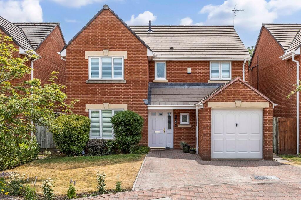 Main image of property: Niven Courtyard, Cheltenham, GL51