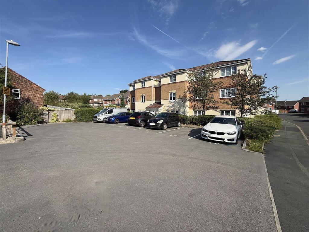 Main image of property: Cravenwood, Ashton-Under-Lyne