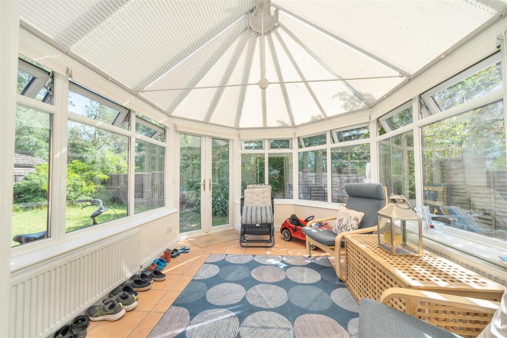House in Maidenhead, North Town - View 5