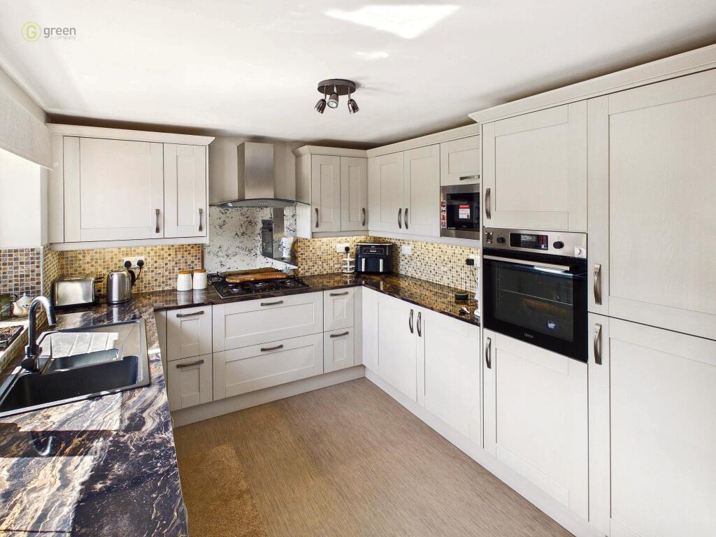 House in Tamworth, Kettlebrook - More