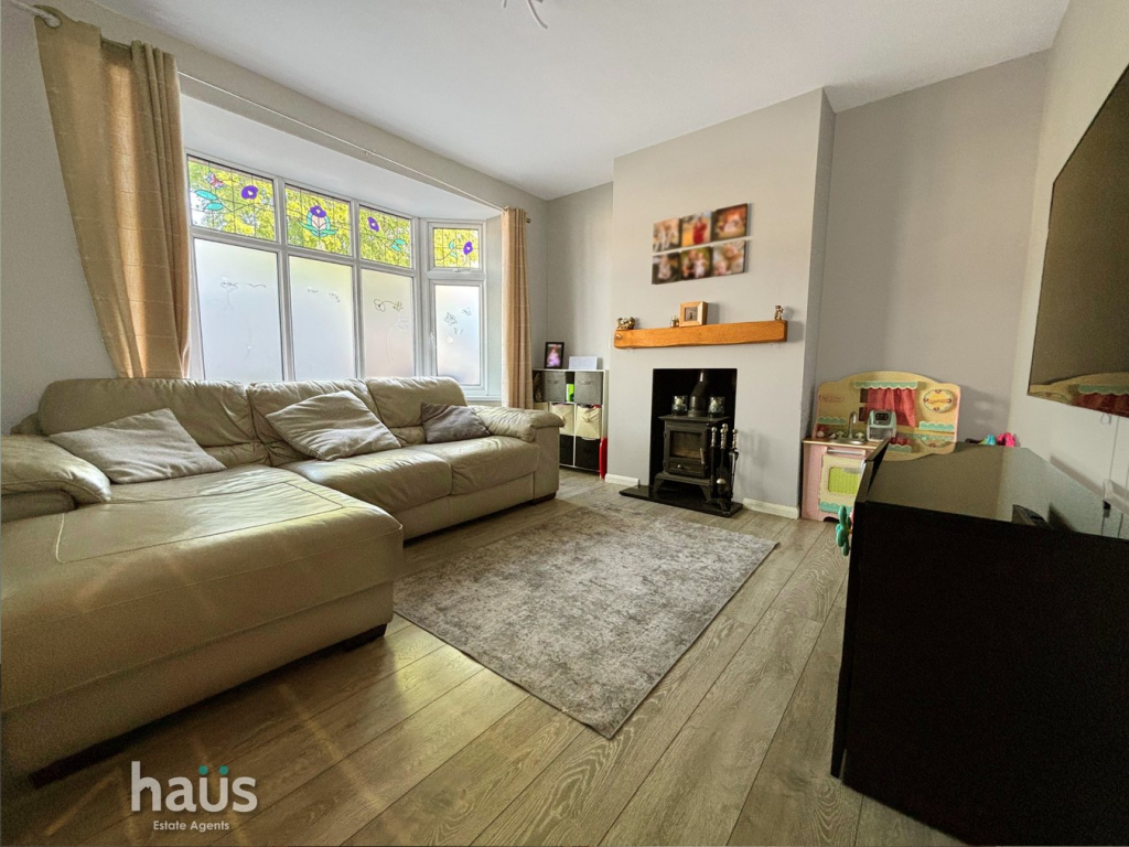 House in Gillingham, Rainham Mark - View 2
