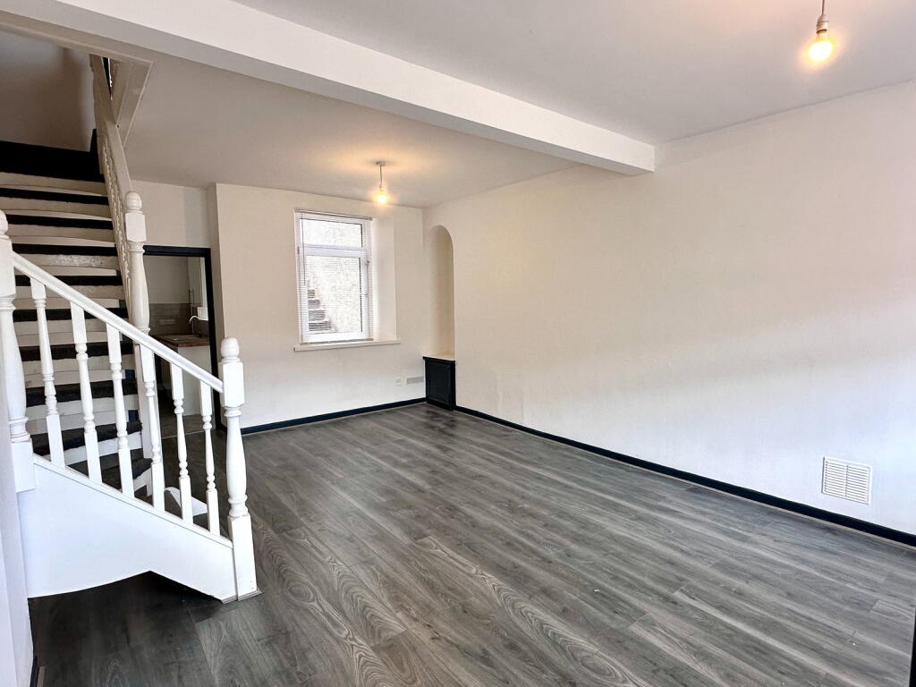 House in Swansea, Mount Pleasant, Castle - View 4