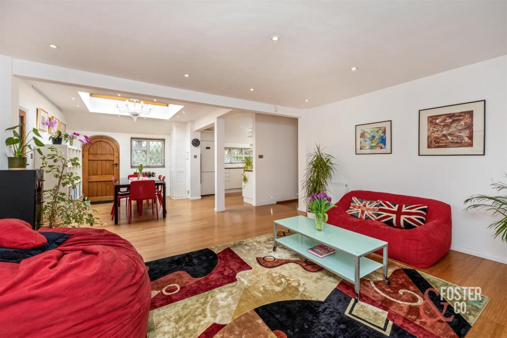 House in Hove, Brunswick - View 5