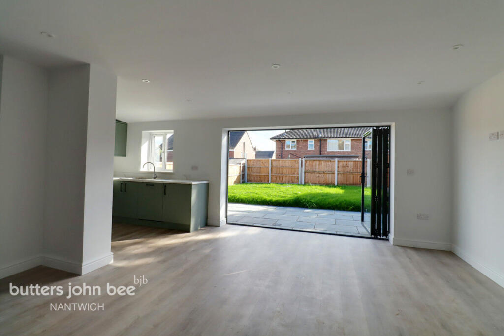 Blagg Avenue, Nantwich photo 2