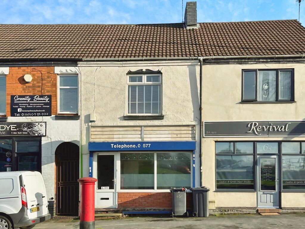 Main image of property: 65, Nuneaton Road, Bedworth, Warwickshire CV12 8AP