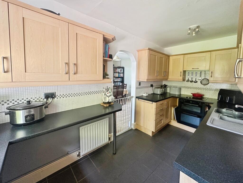 Windsor Avenue, Wolverhampton, WV4 - View 6