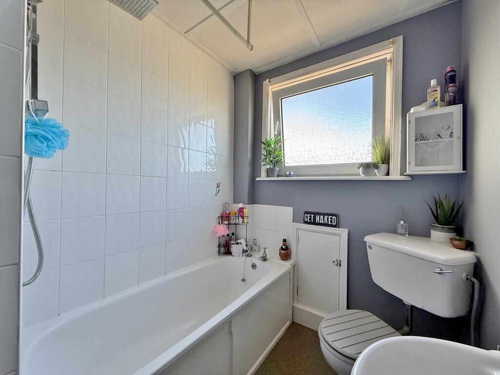 House in Portsmouth - View 4