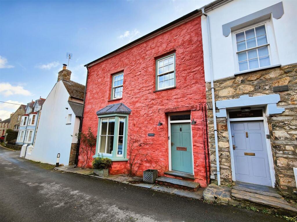 Main image of property: Seaborne, Upper West Street, Newport
