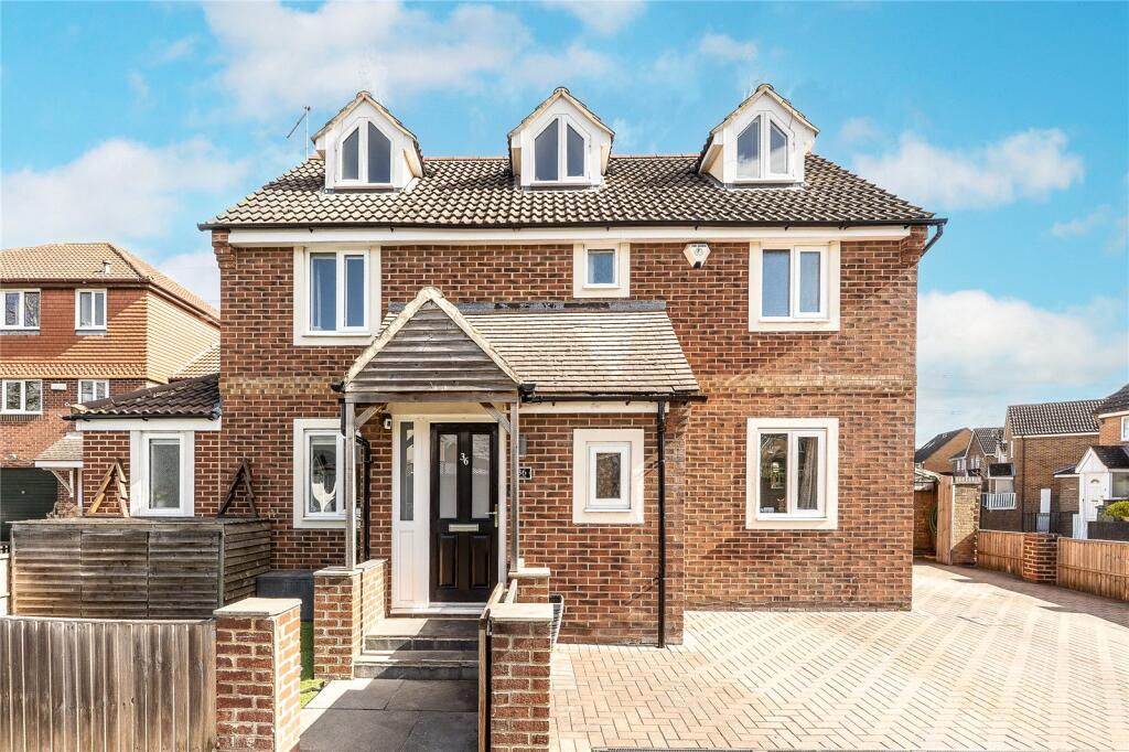 Main image of property: Tamar Way, Didcot, Oxfordshire, OX11