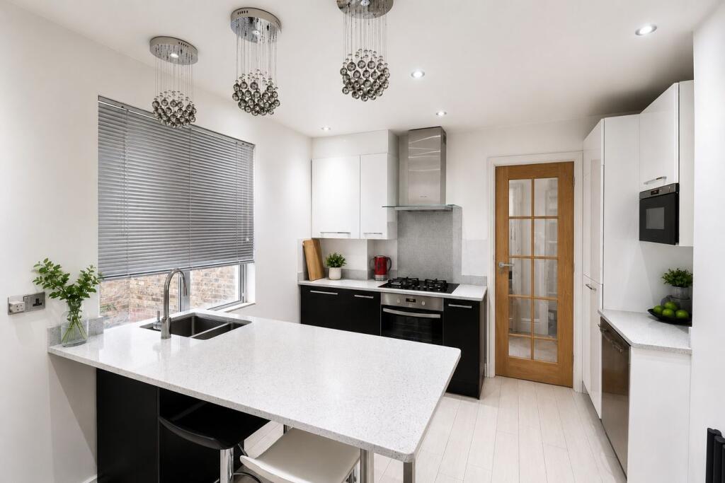 Apartment in London, Collier's Wood - View 3