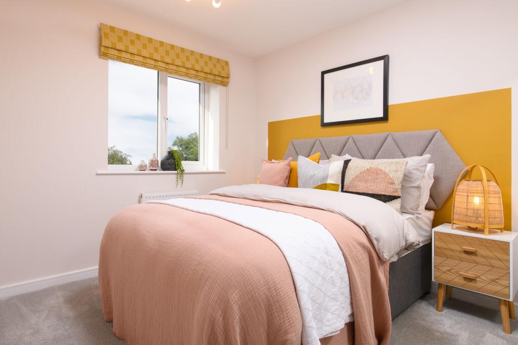 House in Margate, Westbrook - More