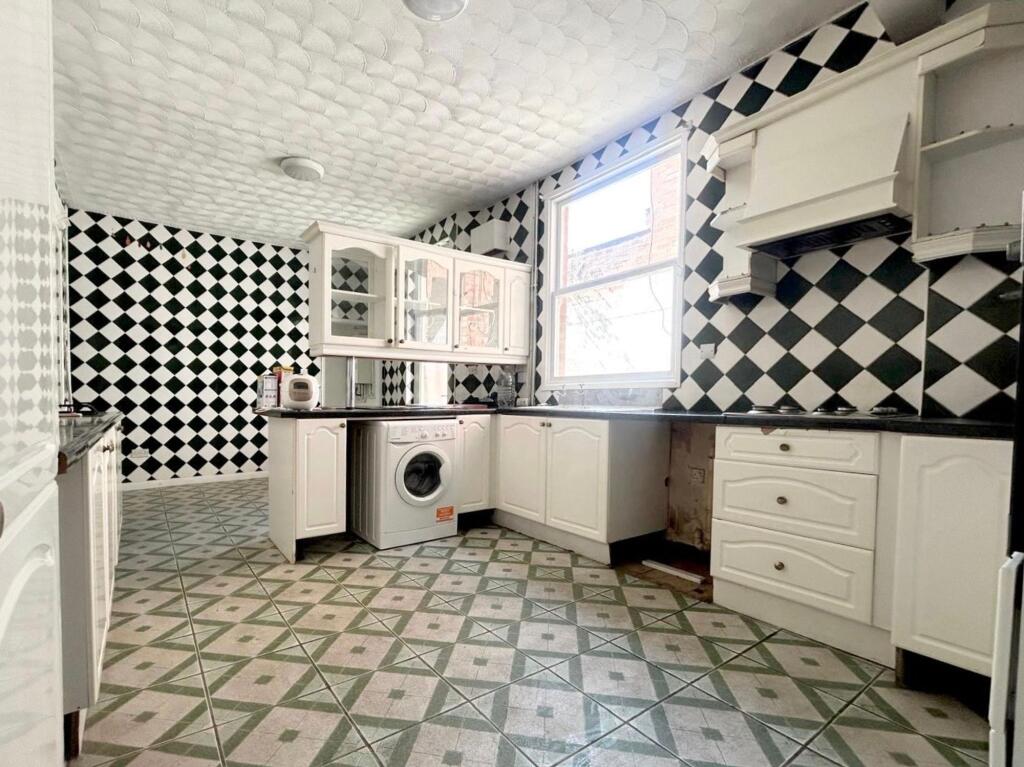 House in Leicester - View 4