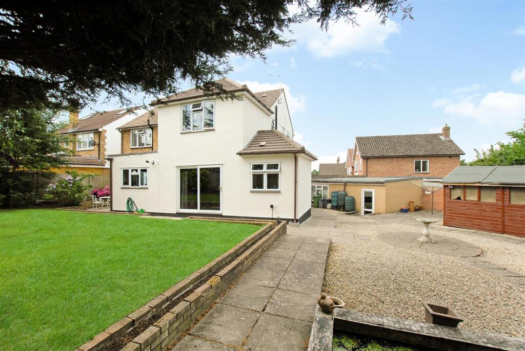 House in Southall - View 2