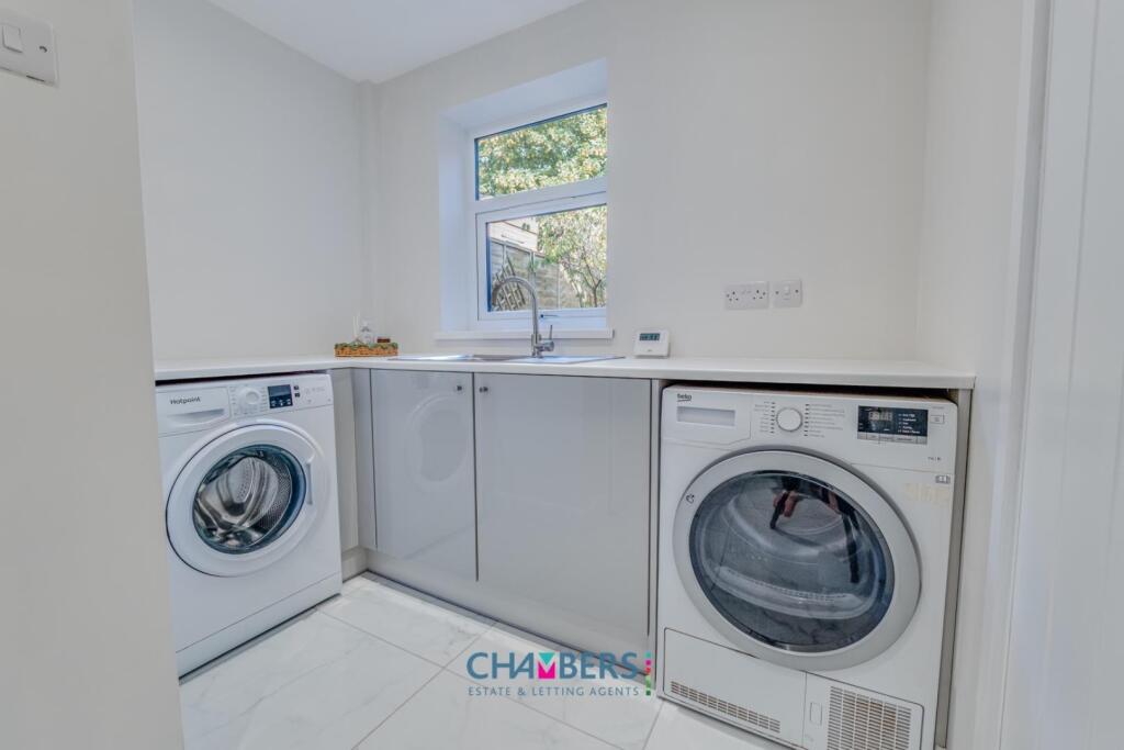 Kingsleigh Drive, Castle Bromwich, Birmingham photo 5