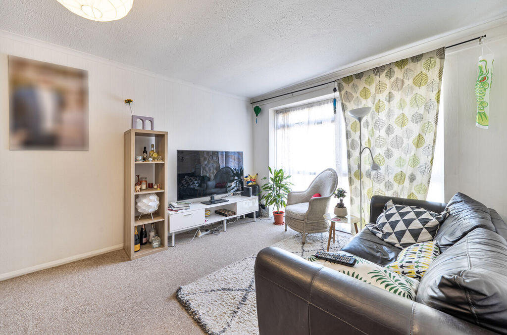 Apartment in London, Waddon - View 4