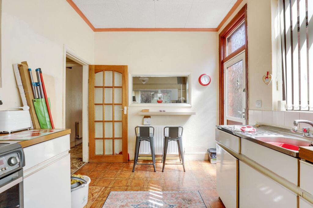 House in Nottingham - View 5