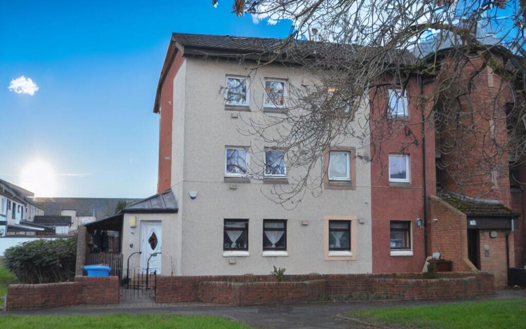 Main image of property: Garry Place, Grangemouth, FK3