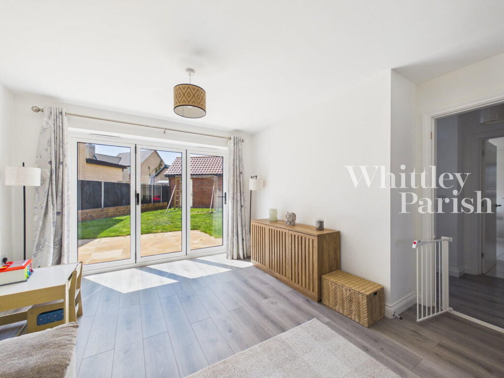 Honeybee Close, Great Ellingham NR17 1TL photo 4