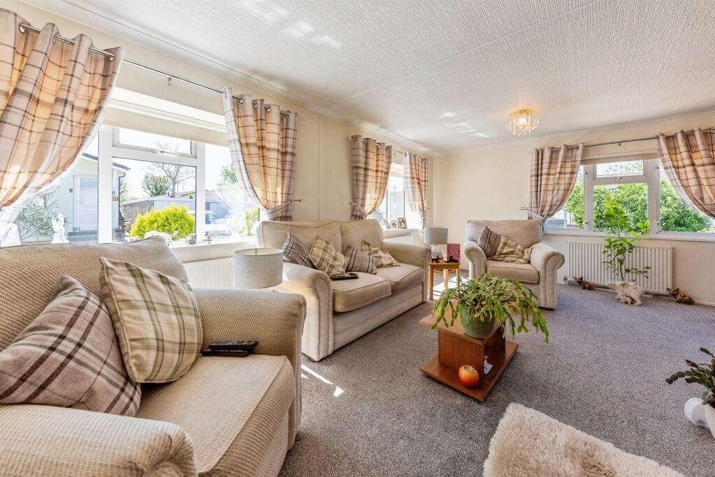 House in South Kesteven, Allington - View 3