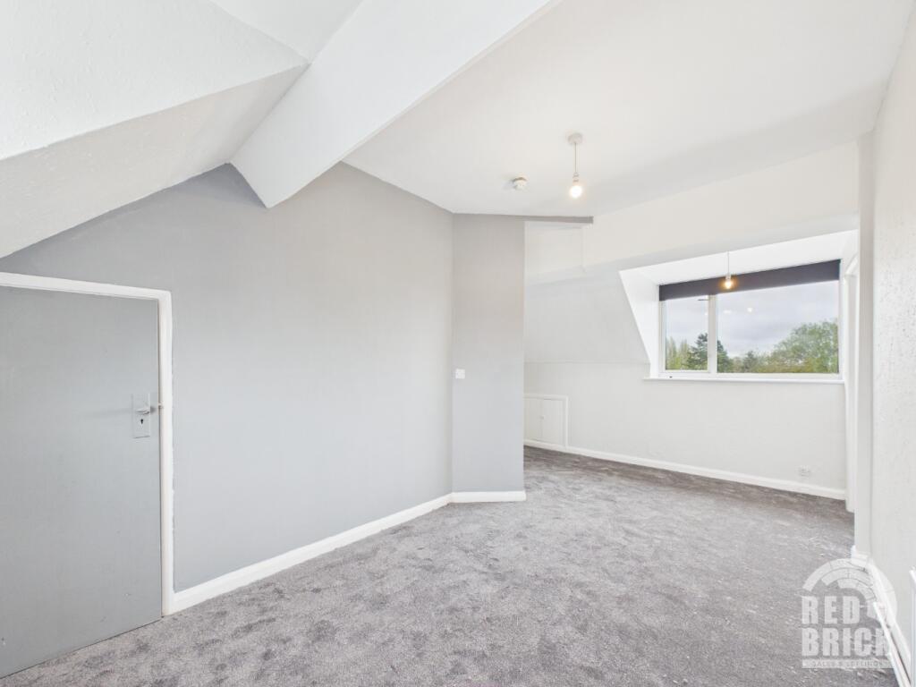 Main image of property: Tile Hill Lane, Coventry, CV4