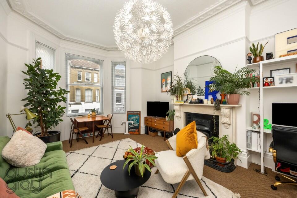 Apartment in Brighton - View 3