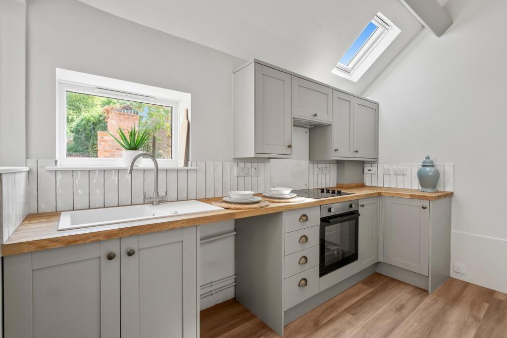 Additional image 3 of Worcester Road, Bromsgrove, B61 7HN