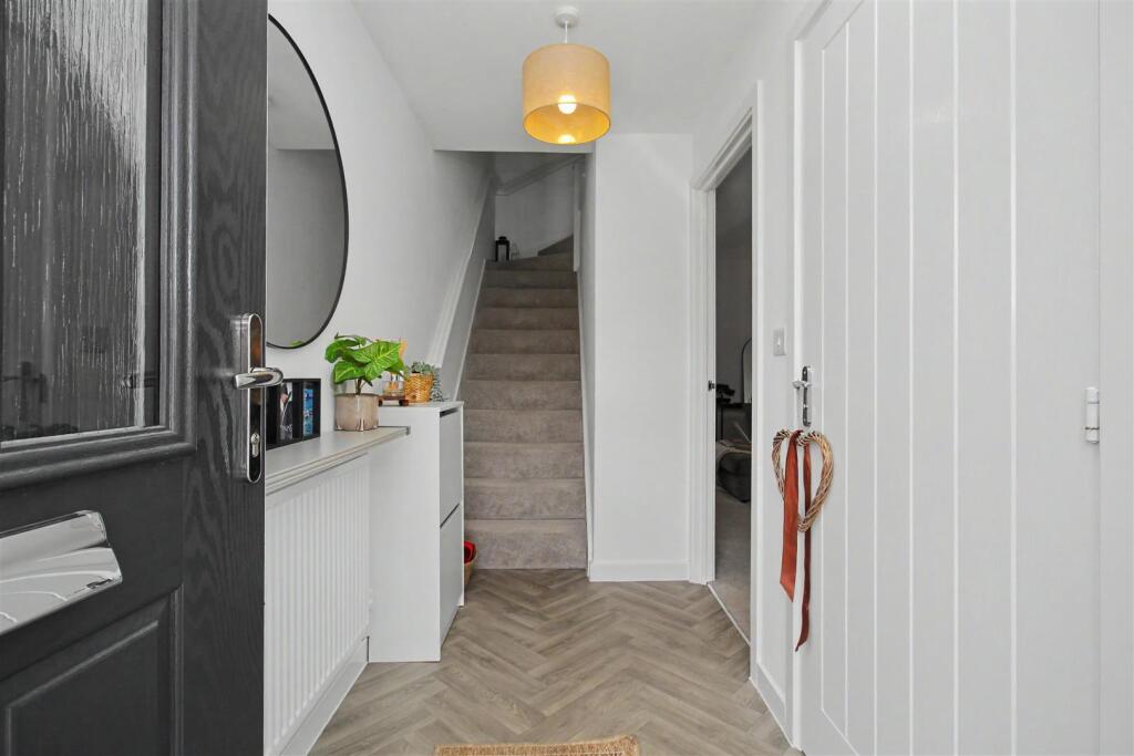 House in Northampton - View 4