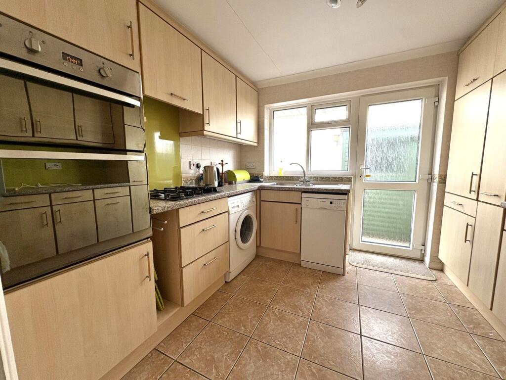 Additional image 8 of South Western Crescent, Lower Parktsone, Poole, BH14