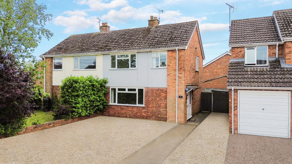 Main image of property: The stunning 55 Dore Avenue, North Hykeham, Lincoln, LN6 8LL