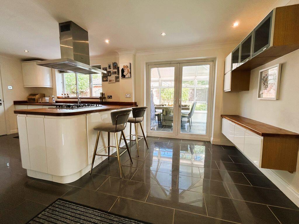 House in Walsall, West Midlands - View 4