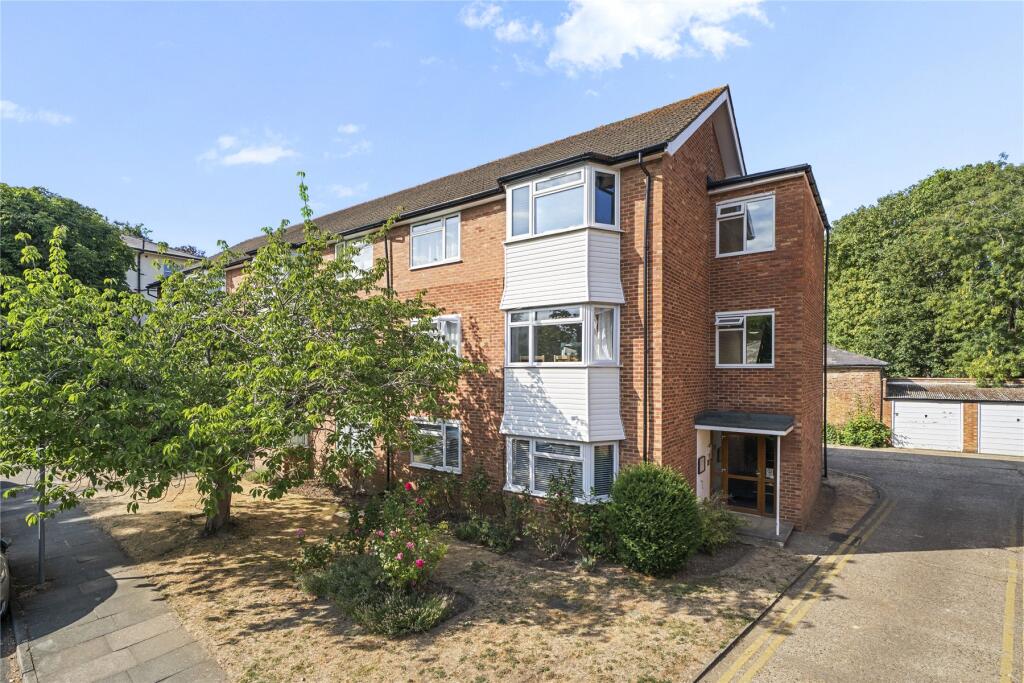 Main image of property: Kingswood Close, Surbiton, KT6