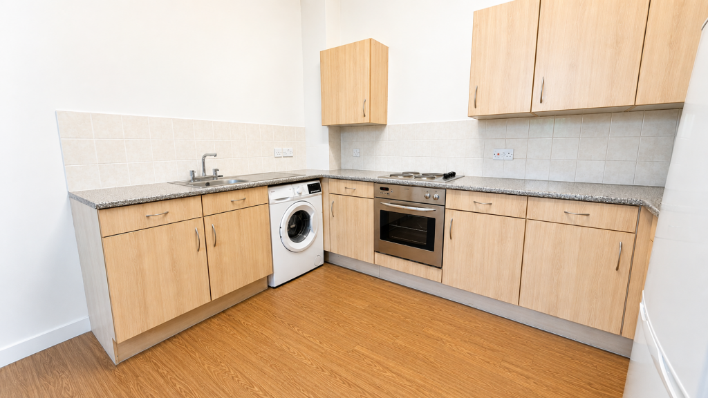 Apartment in Stockport, Heaviley, Shaw Heath - More