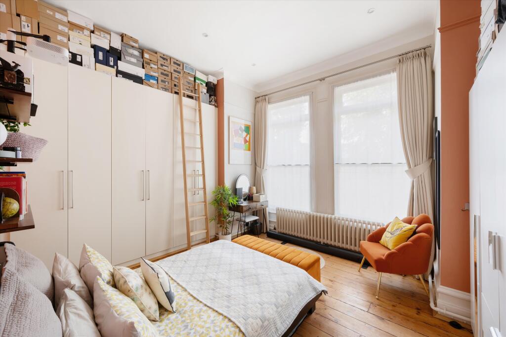 Apartment in London - View 4