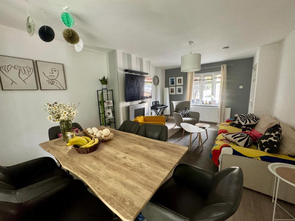House in Birmingham, Falcon Lodge, Sutton Coldfield - View 3