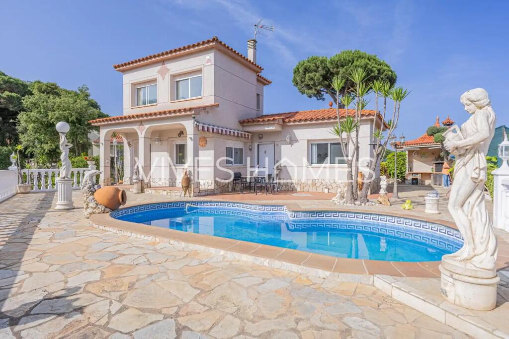Main image of property: Catalonia, Barcelona, Sant Cebria De Vallalta