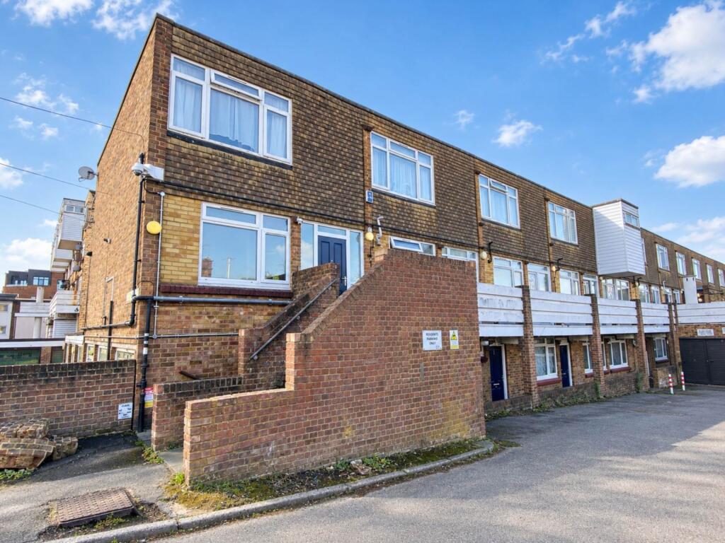 Main image of property: Railway Square, Brentwood
